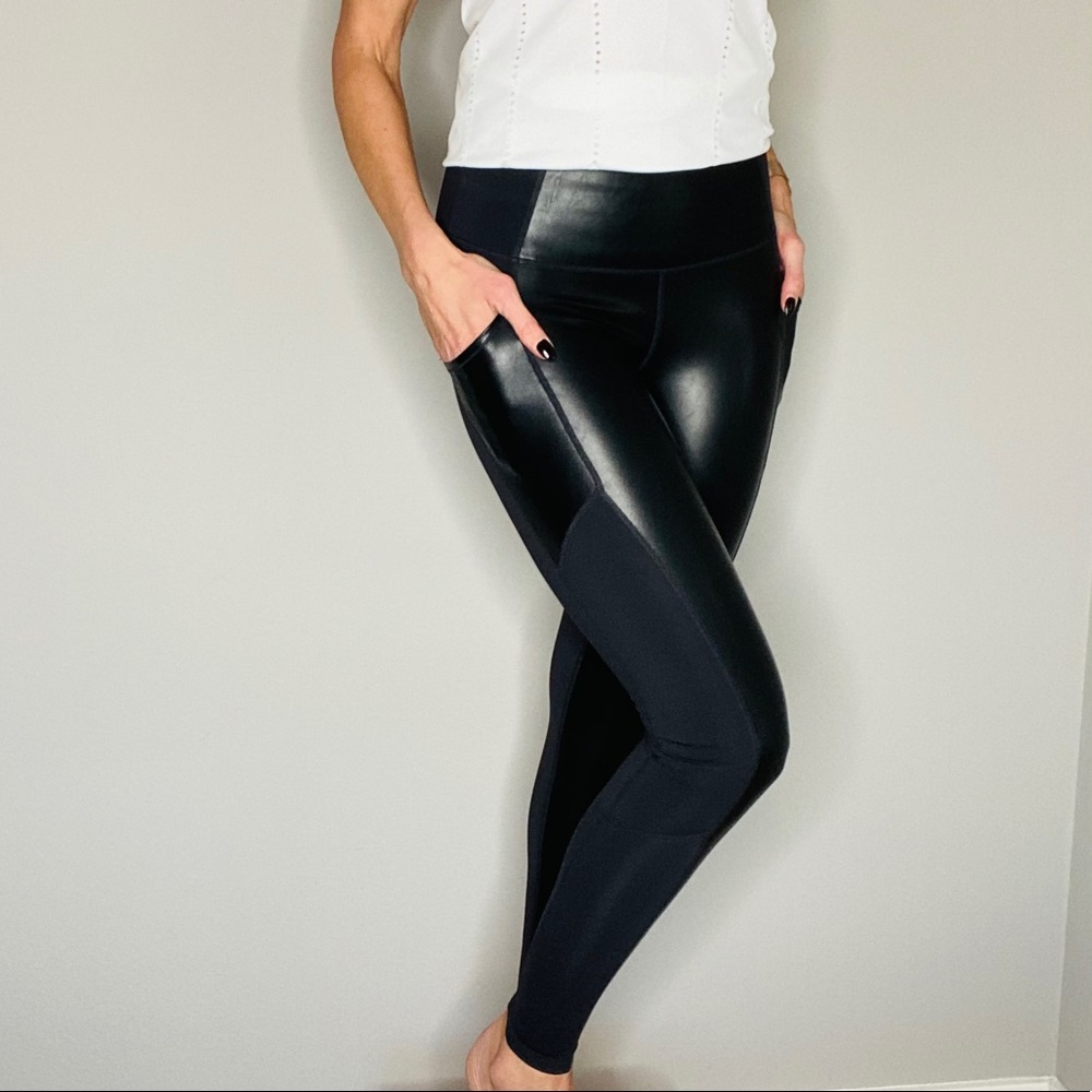 Athleta Gleam Tight with side pockets